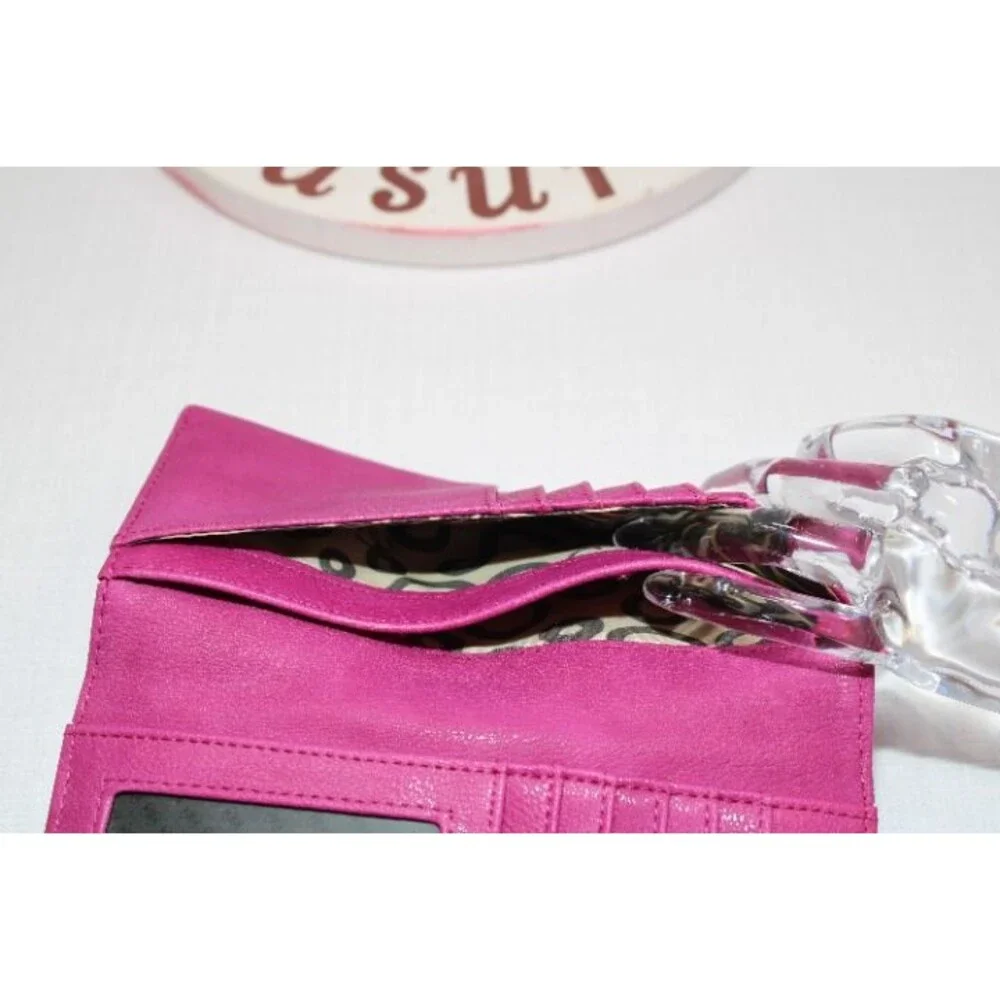 Guess Tulip Pink Tri Fold Women's Envelope Style Wallet New with Tags